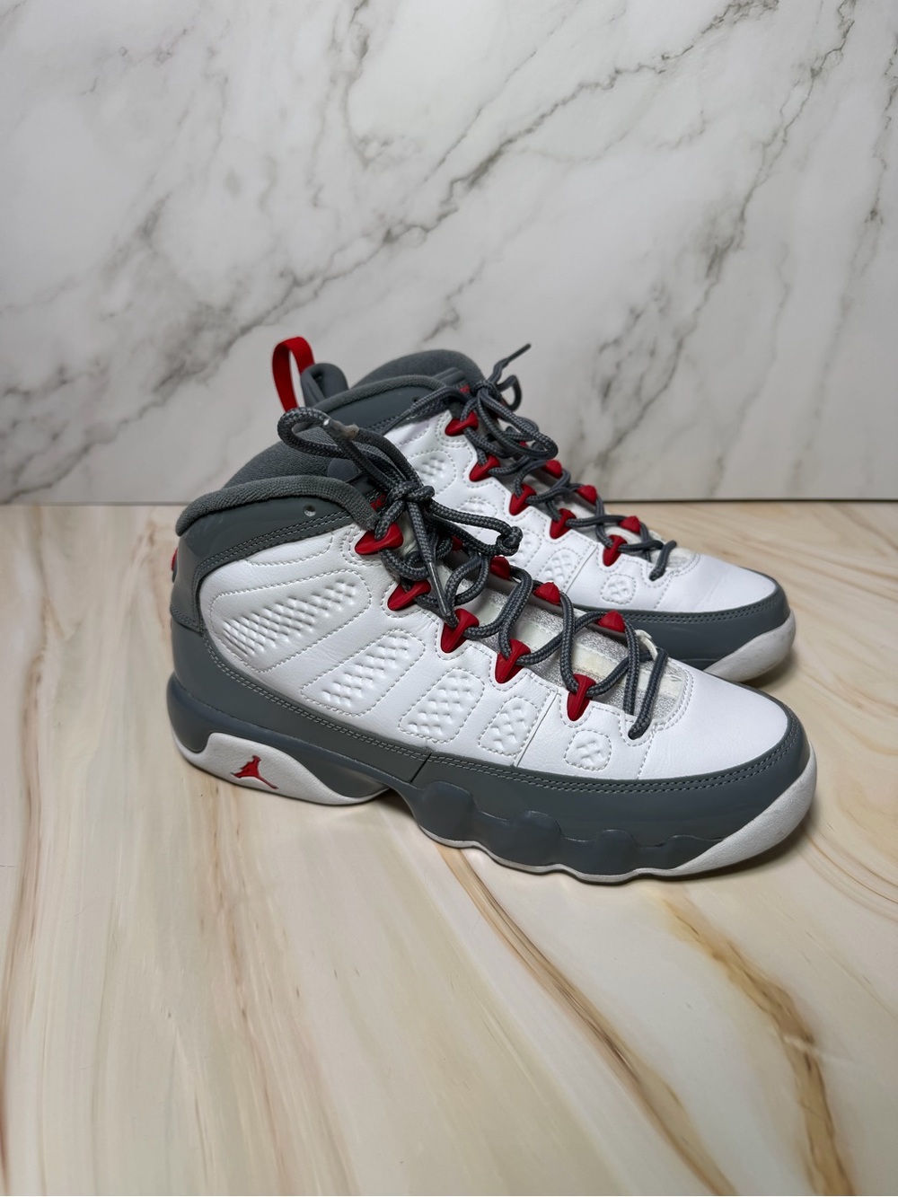 Nike Air Jordan 9 Retro Fire Red GS White Cool Grey Red Sneakers 6.5Y